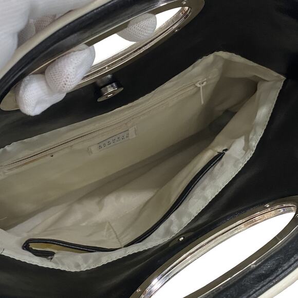 Barneys New York Black Leather Fold-Over Clutch / Shoulder Bag (Missing Strap) - Picture 3 of 8